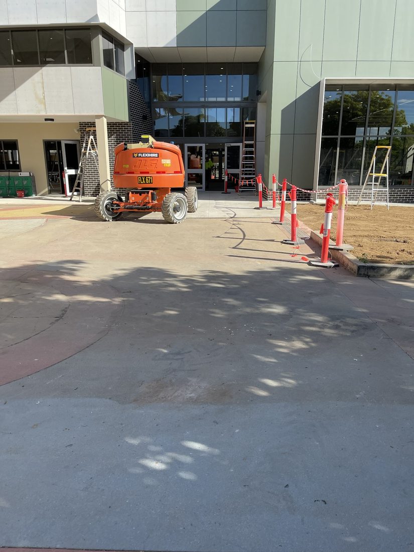 Before - Commercial Exterior Entrance Clean